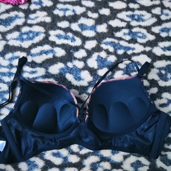 Tiger print and black lace push up bra - Picture 3 of 3